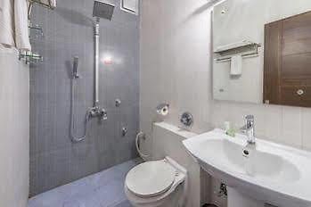 Hotel Treebo Golden Pearl Koramangala à Bangalore Extérieur photo