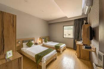 Hotel Treebo Golden Pearl Koramangala à Bangalore Extérieur photo